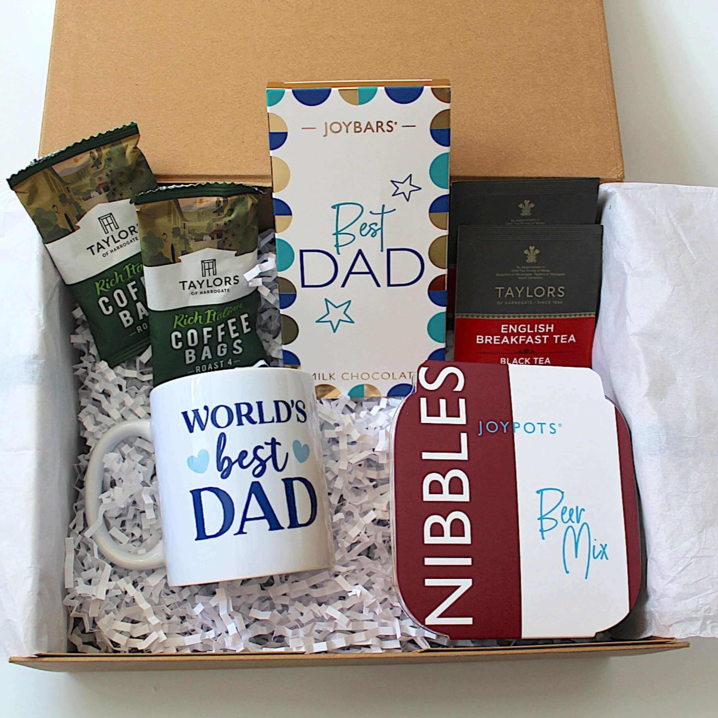 Fathers day gifting snacks and mug gift set