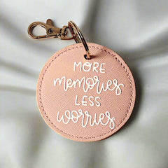 Pink keyring 'More memories'