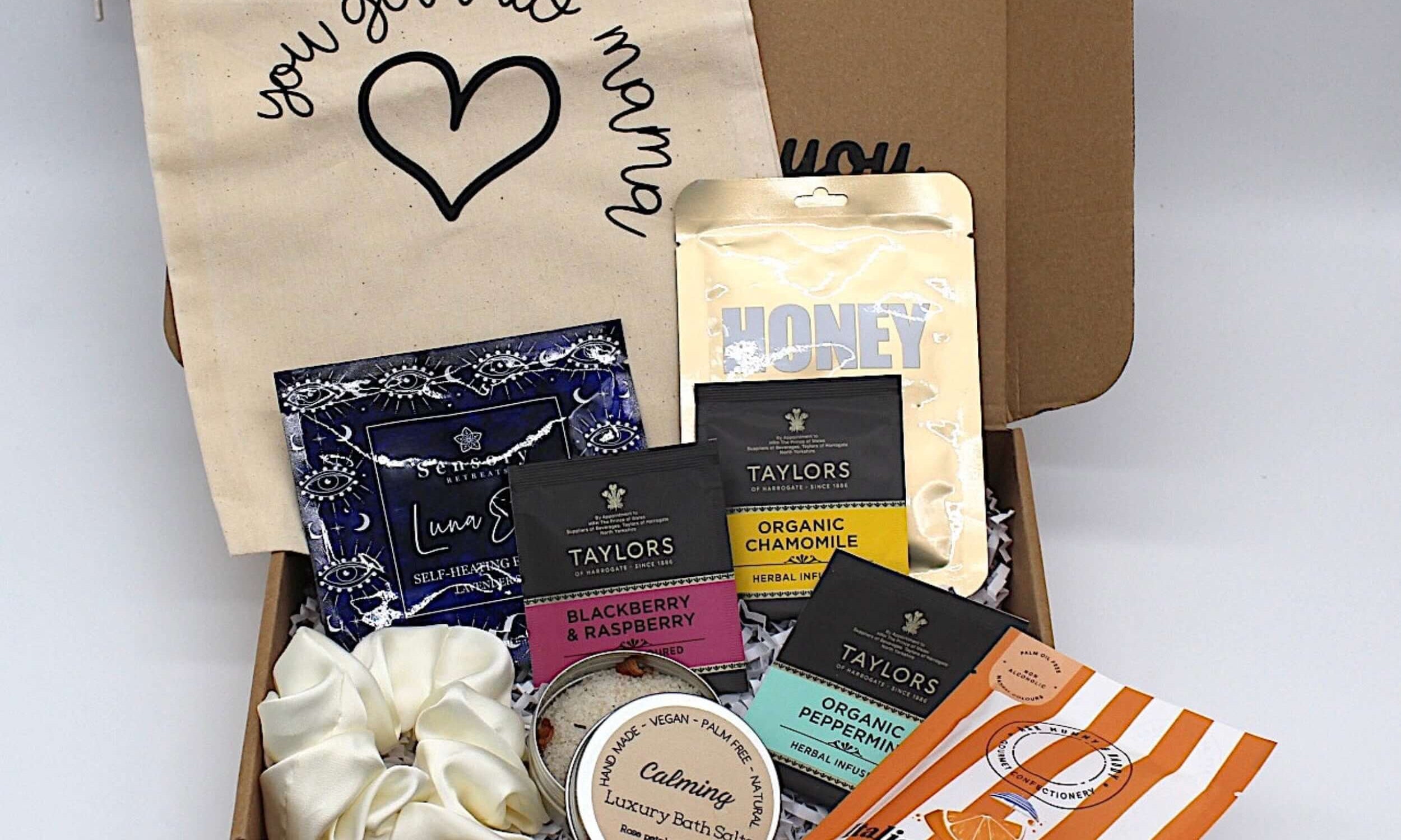 Baby shower, new mum perfect pamper gift set 