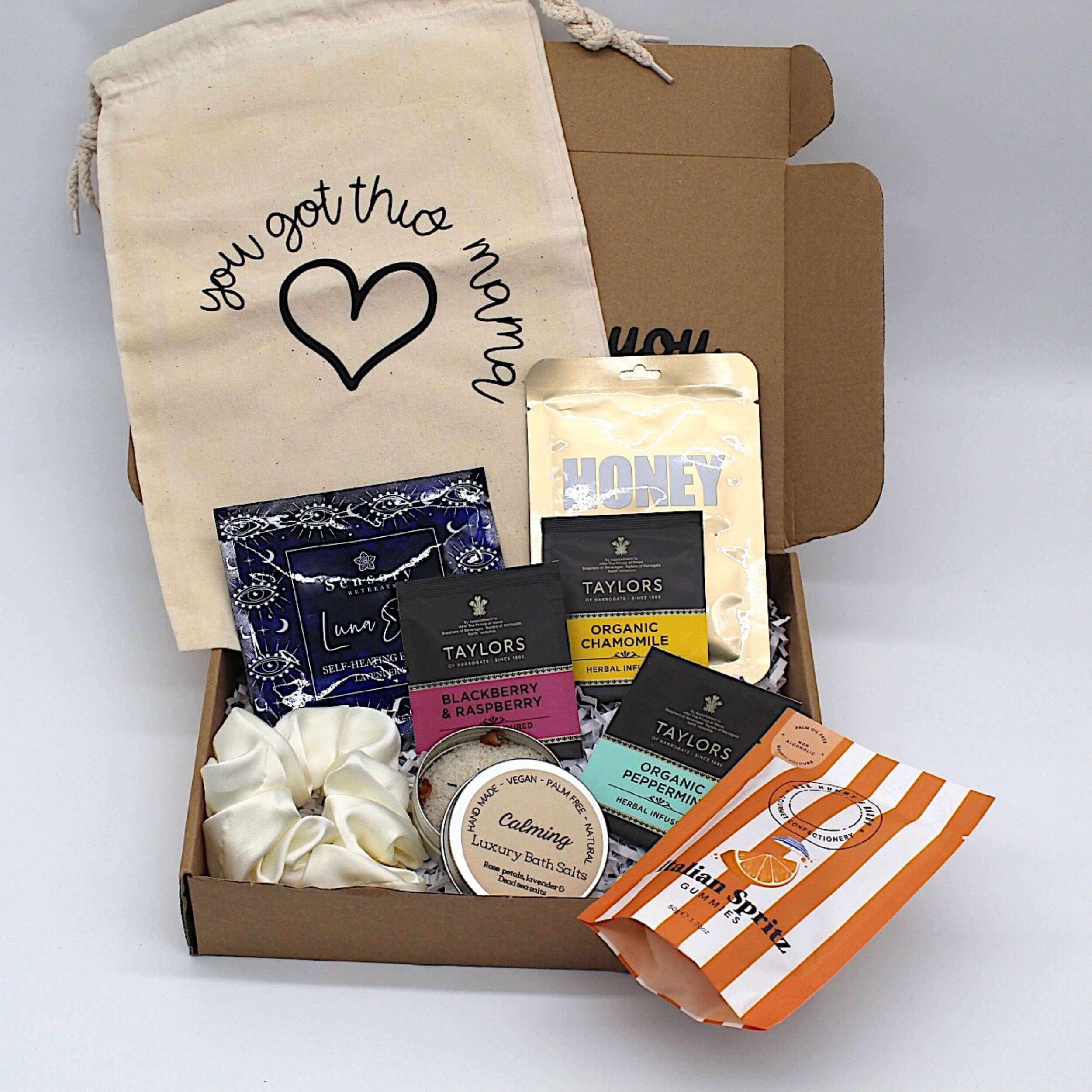 Baby shower, new mum perfect pamper gift set 