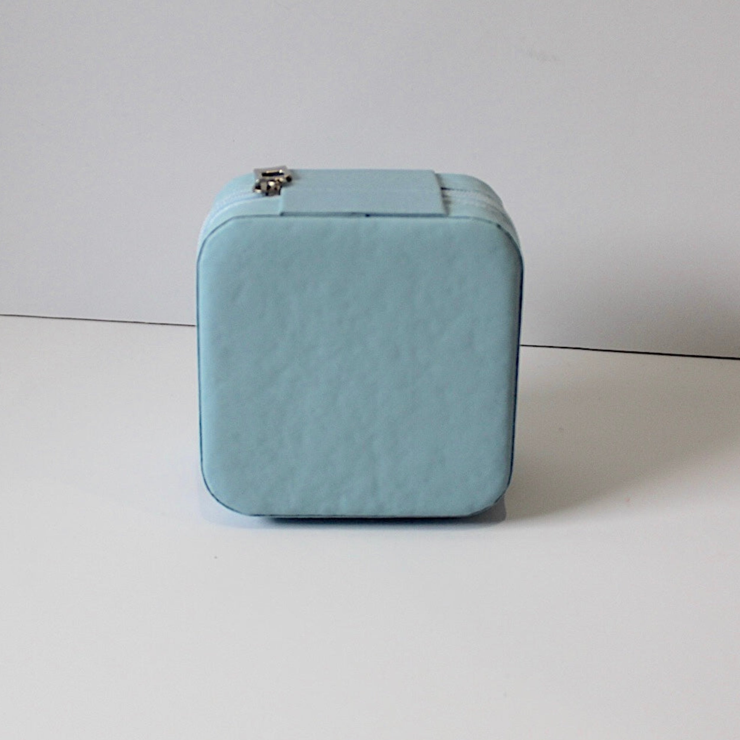 baby blue jewellery box 